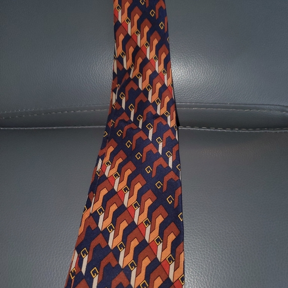 Mens Gucci Tie - Picture 4 of 7